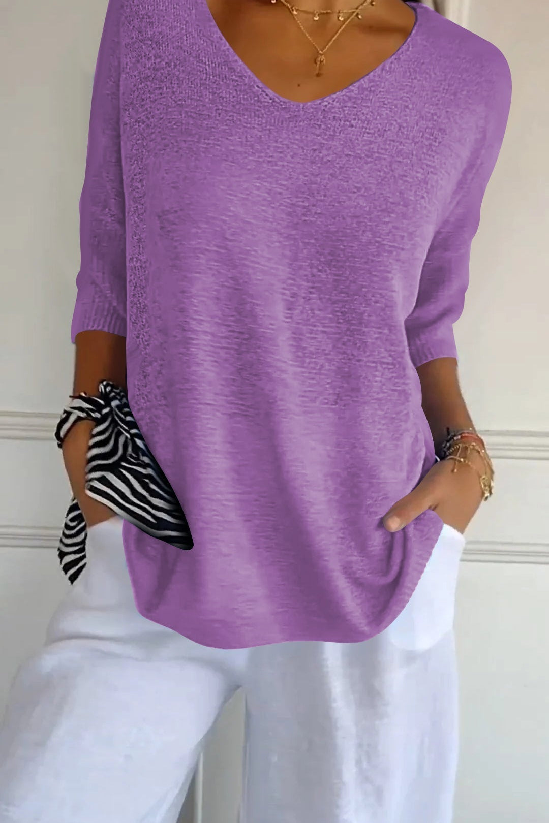 Isabelle | Casual V-Neck Top