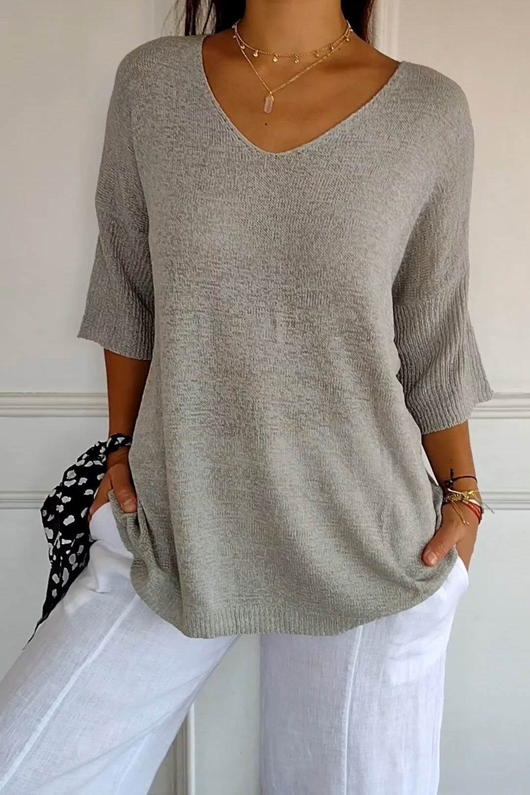 Isabelle | Casual V-Neck Top