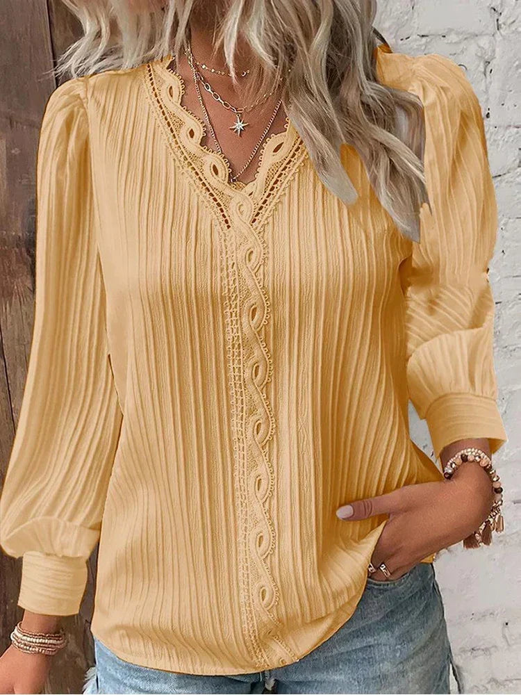 Quinn | Classic Pleated Top