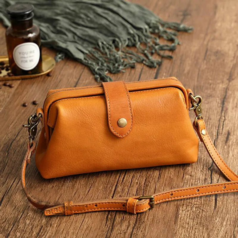 Lotte | Fashionable shoulder bag