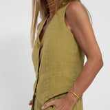 Rose | Set consisting of a buttoned vest and wide trousers