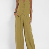 Rose | Set consisting of a buttoned vest and wide trousers