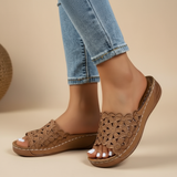 Alice Gabriele | Ergonomic sandals