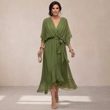 Regina | Chiffon dress with scollo with V